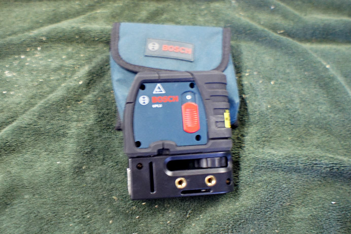 Bosch GPL3 self leveling Laser Level